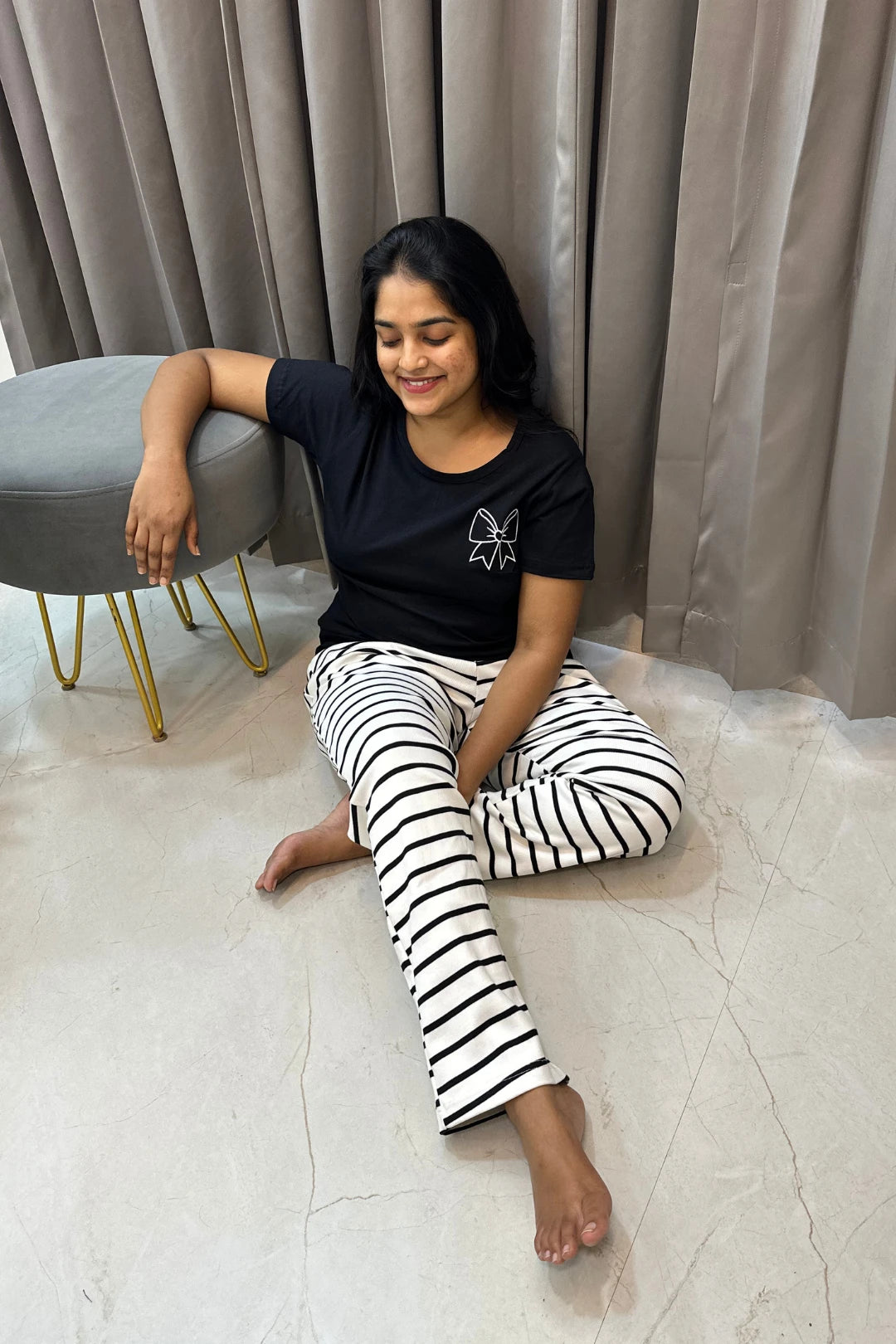 Bow Striped Women's Printed Night Suit