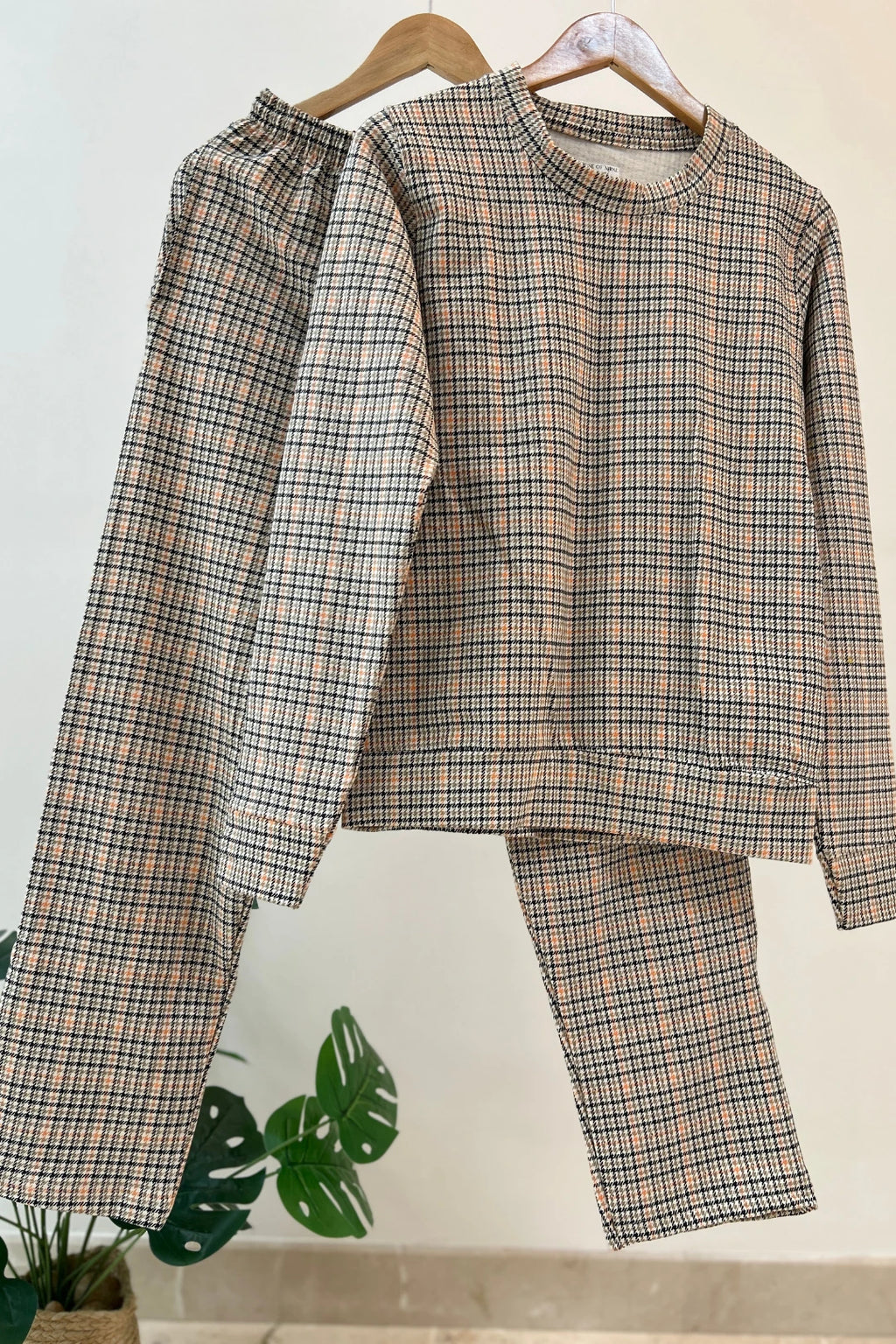 Houndstooth Beige Full Sleeve Sweatshirt Pant for Women