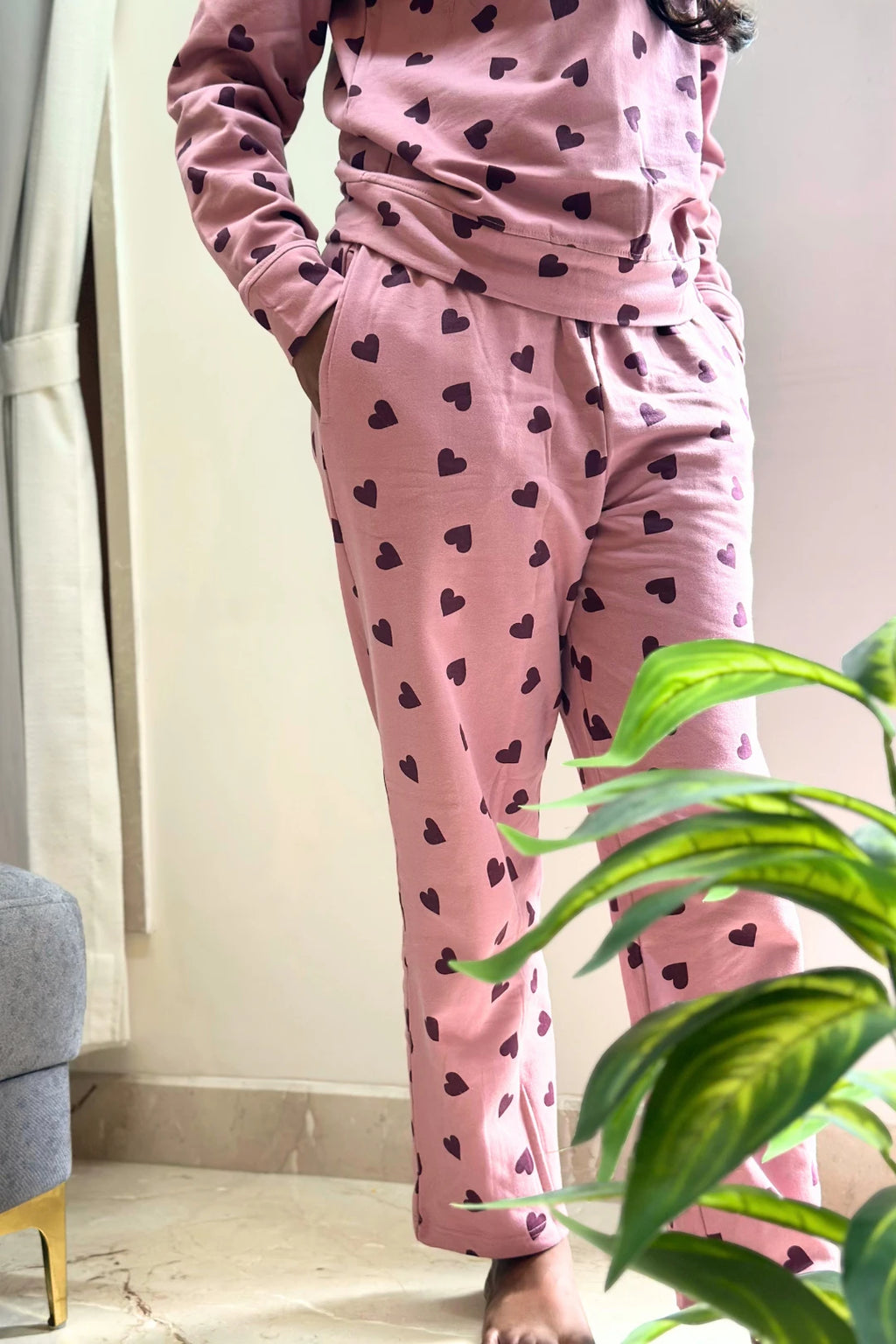 Plum Love Full Sleeve Sweatshirt Pant for Women
