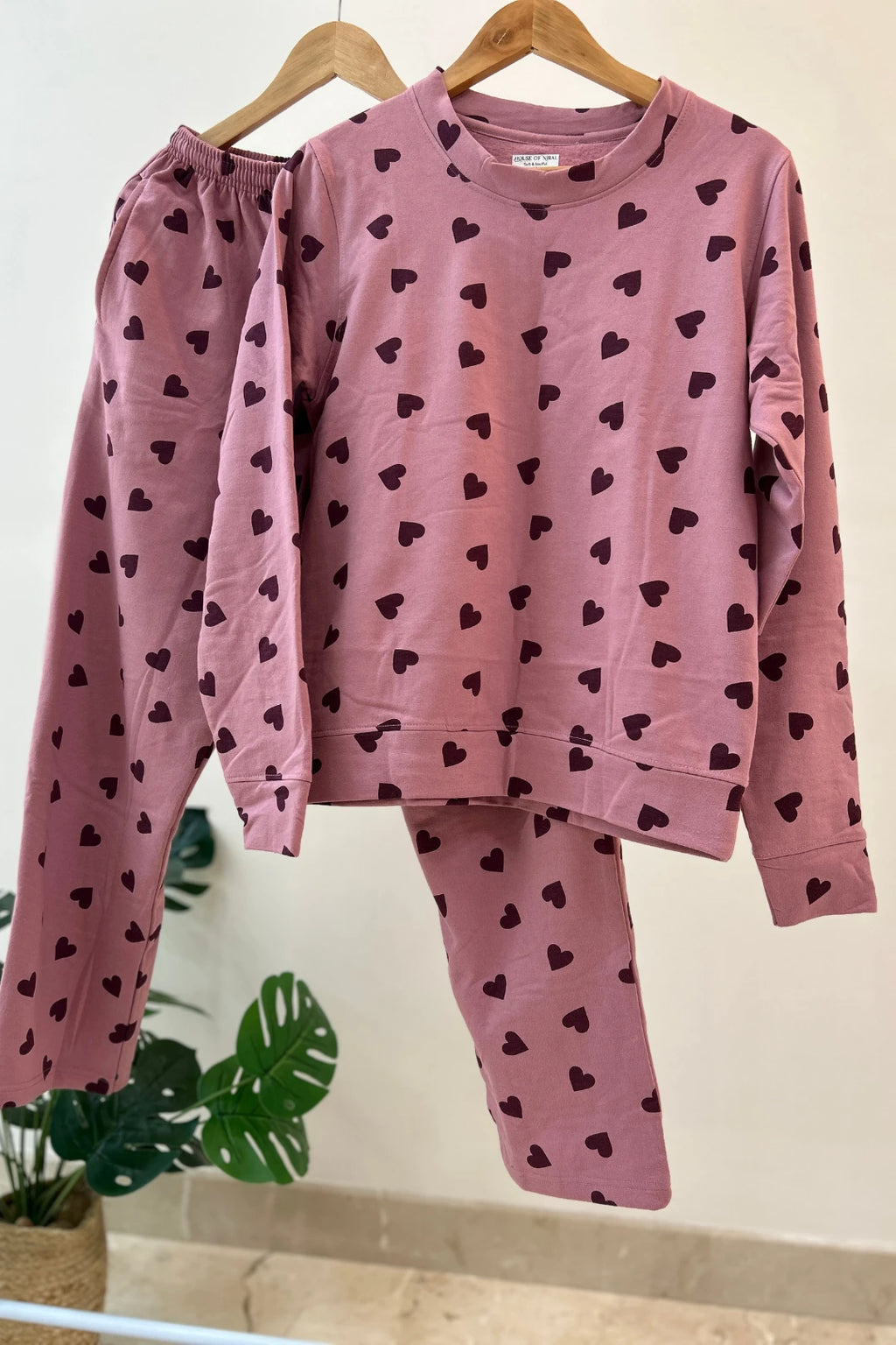 Plum Love Full Sleeve Sweatshirt Pant for Women