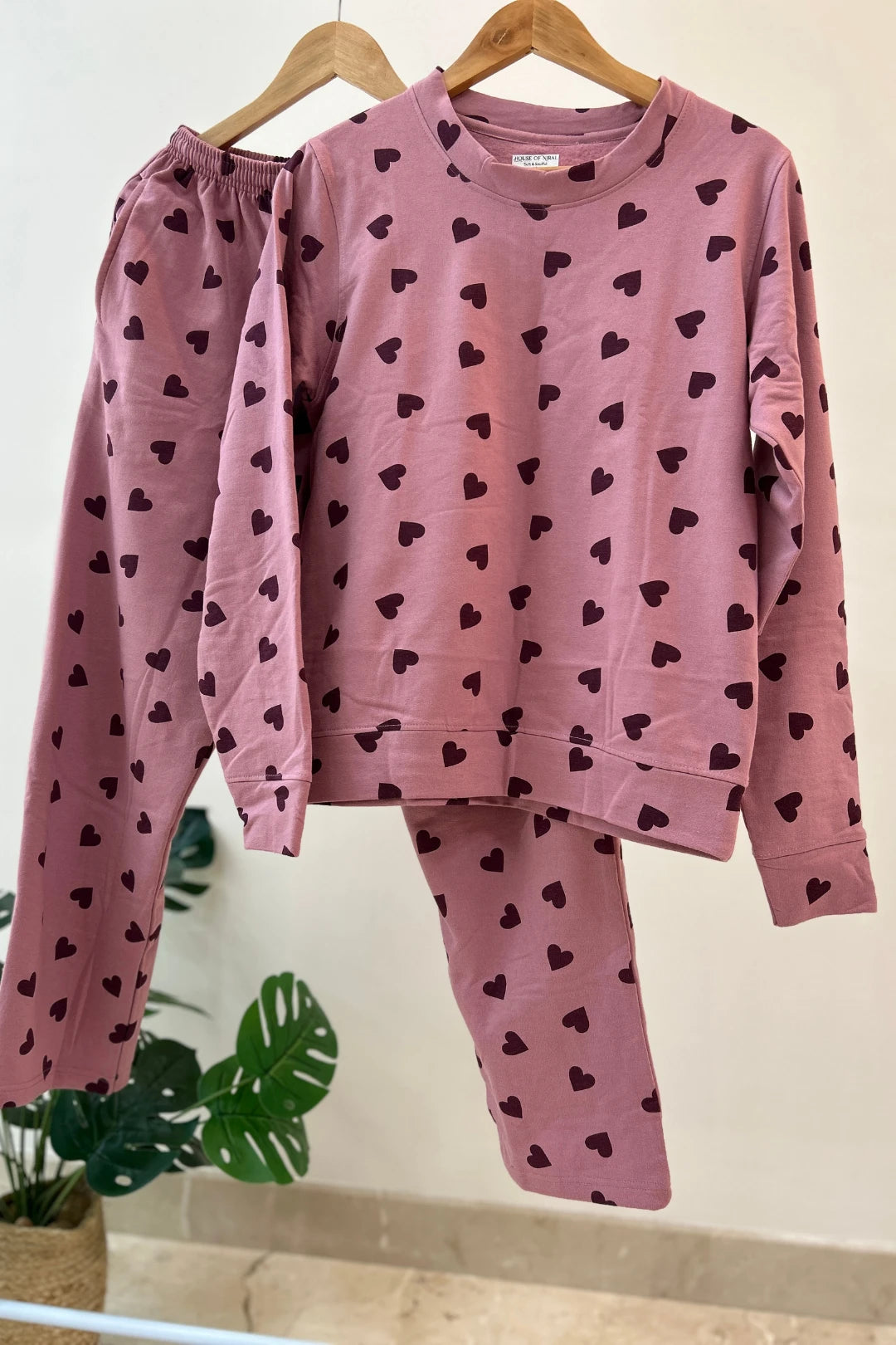 Plum Love Full Sleeve Sweatshirt Pant for Women