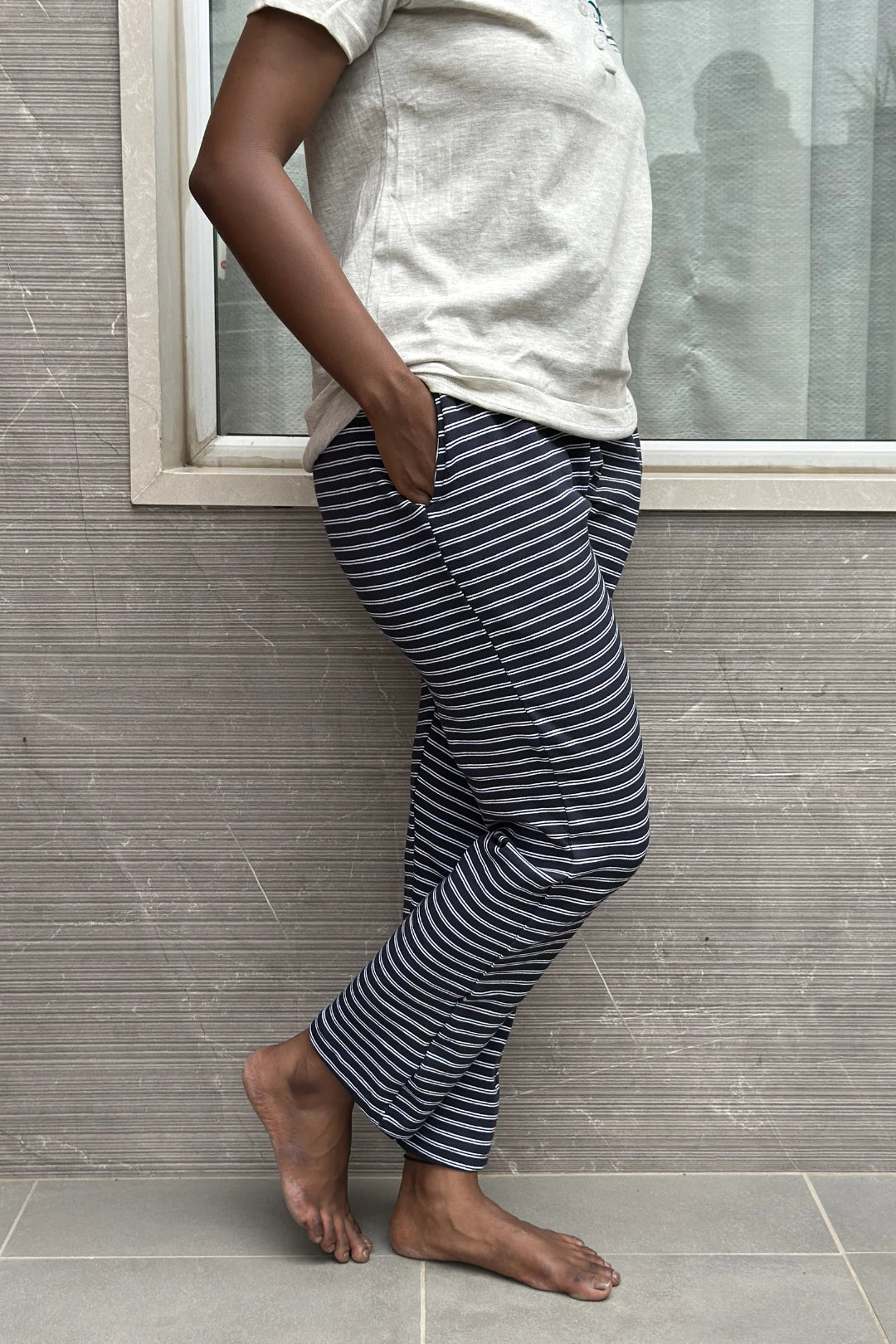 Waves Striped Women’s Printed Night Suit